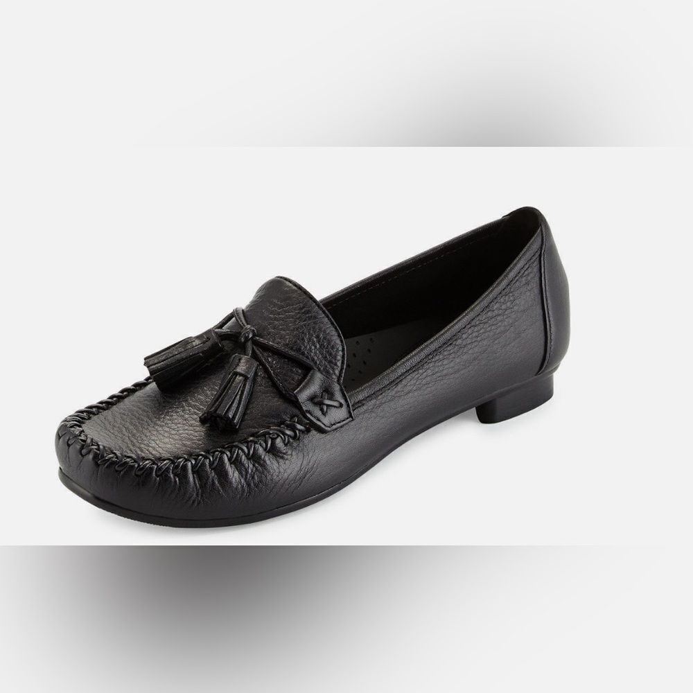 New COLE HAAN Women's Farrah BLACK Moccasin SIZE 10B